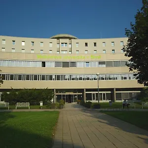 kolej-akademie.brnohotels.org/