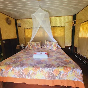 https://moanaiti-lodge.frenchpolynesia-hotels.com