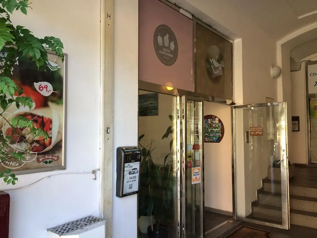 Charles Square Hostel Praha Česká republika