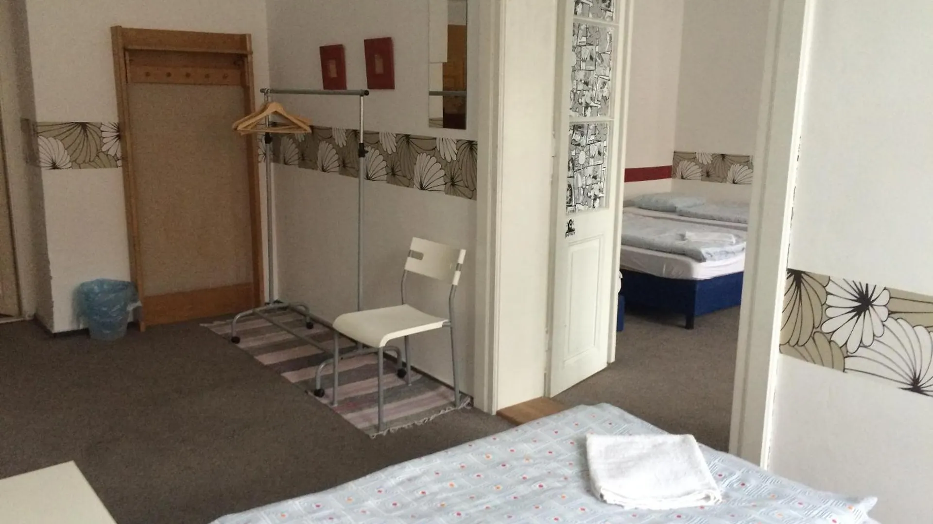 Charles Square Hostel Praha